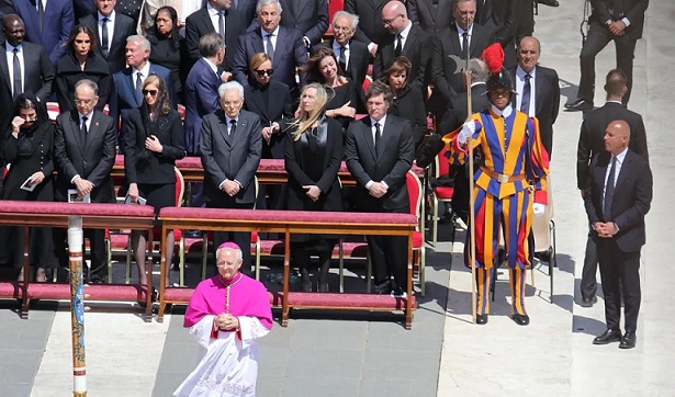1200x705_javier-milei-funeral-papa-francisco-1080851-094122
