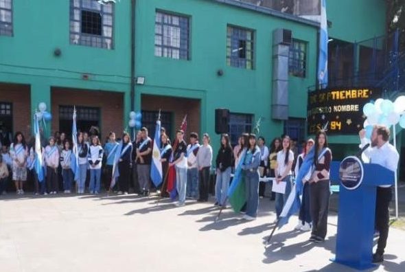 La Escuela Secundaria N°84 de Llavallol ahora se llama “16 de Septiembre”