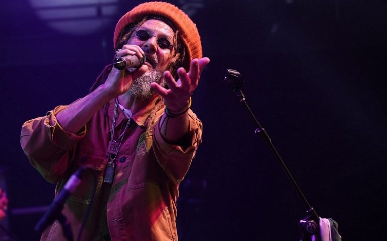 NONPALIDECE celebró 30 años a pura energía y convirtió al C ART MEDIA en una fiesta de Reggae.